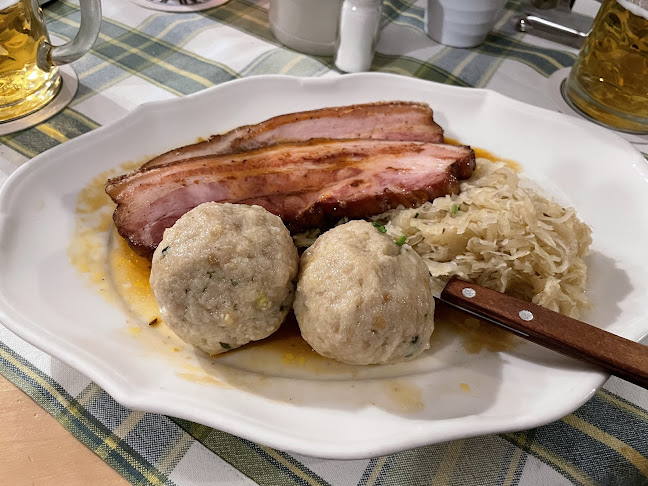 Opinii despre Zum Brünnstein în München - Gastronomie und Hotellerie