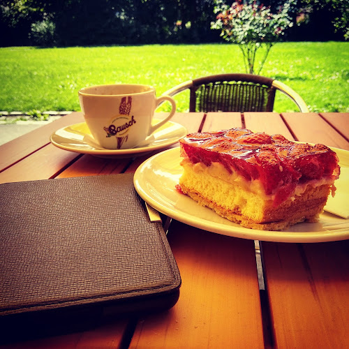 Comentarii opinii despre Bäckerei Konditorei Bausch (Hauptgeschäft Dürrlewang)