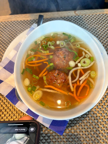 Comentarii opinii despre Das Oberhaus