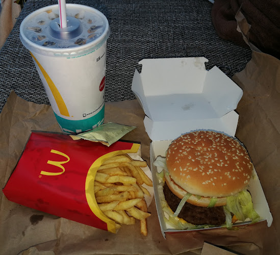 Opinii despre McDonald's în Delmenhorst - Gastronomie und Hotellerie