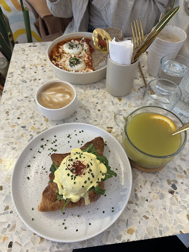 Opinii despre Yollie - Popice Café & Concept Store în Karlsruhe - Gastronomie und Hotellerie