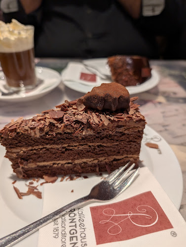 Comentarii opinii despre Classic Conditorei & Café Röntgen Warnemünde