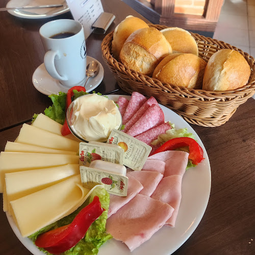 Opinii despre Pension und Restaurant Altgarbsen în Garbsen - Gastronomie und Hotellerie