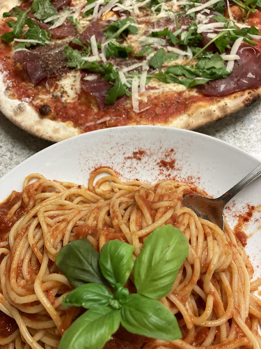 Opinii despre Ristorante Pizzeria Ciao Ciao în Achern - Gastronomie und Hotellerie