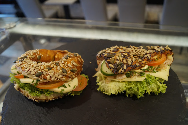 Opinii despre Bäckerei Allaf Osterstraße/Schulweg în Hamburg - Gastronomie und Hotellerie