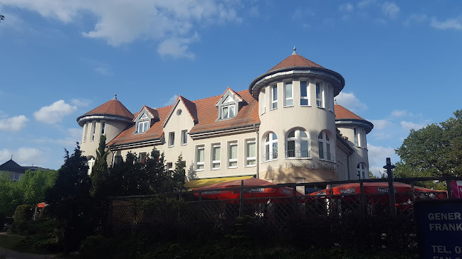 Piazza Italiana - Glienicke/Nordbahn