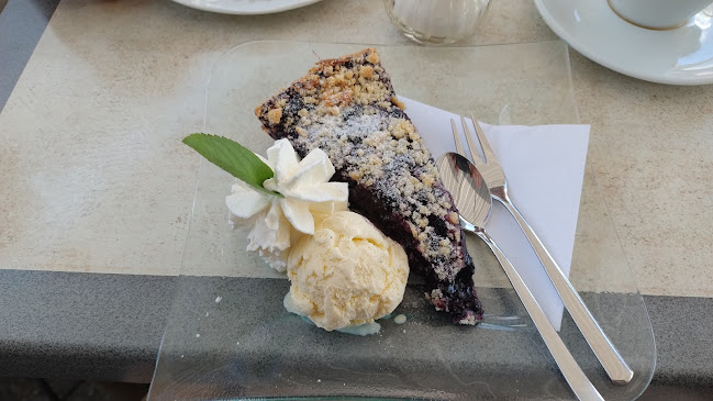 Cafézeit im Hecht Bad Waldsee direkt am See-Cafe Inh. Michaela Hecht - Bad Waldsee