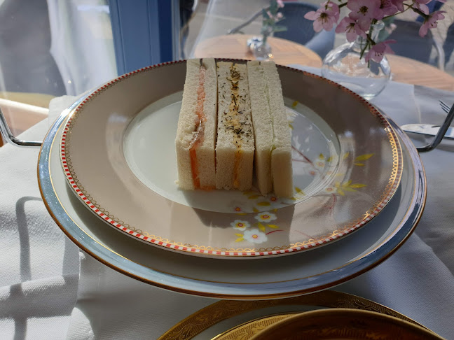 Comentarii opinii despre Eaton Place Café und Tearoom