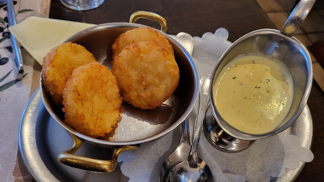 Comentarii opinii despre Hotel El Rancho Steakhaus