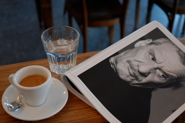 Comentarii opinii despre PICCOLA PAUSA - caffè panini aperitivi