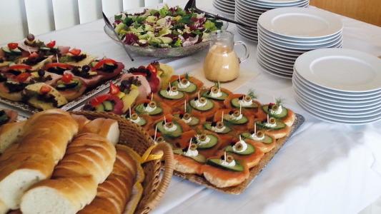 Opinii despre Partyservice Heiko Höfer în Dresden - Gastronomie und Hotellerie