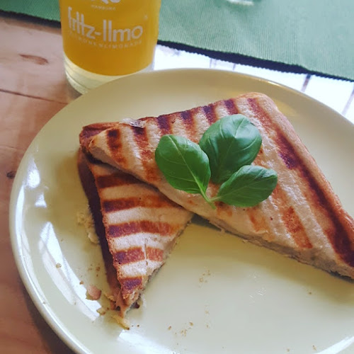 Comentarii opinii despre Jugendcafé KiWi