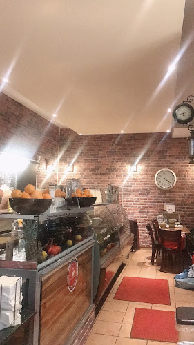 Cafe Mediterrane - Gastronomie und Hotellerie