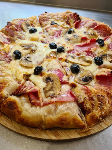 Comentarii opinii despre Classic Pizza