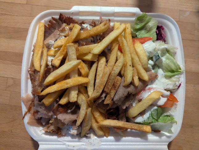 Comentarii opinii despre Cem Döner & Pizza Haus