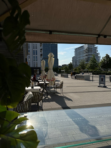 Opinii despre LAGOM în Frankfurt am Main - Gastronomie und Hotellerie