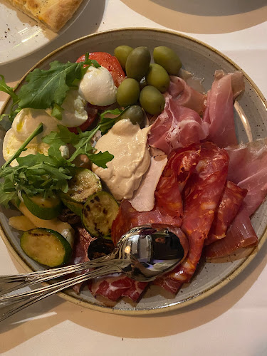 Opinii despre Da Nello în Stuttgart - Gastronomie und Hotellerie