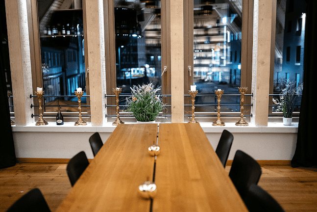 Stadthotel Waldhorn | Restaurant Holz & Feuer