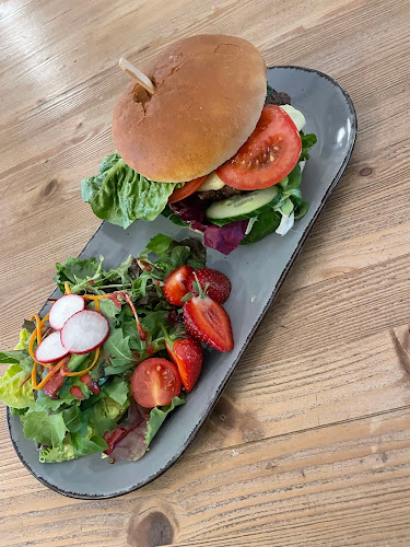 Opinii despre Restaurant Die Tenne în Potsdam - Gastronomie und Hotellerie