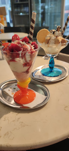 Comentarii opinii despre Eis Café Milan