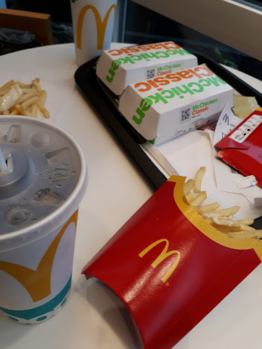 Opinii despre McDonald's în Homburg - Gastronomie und Hotellerie