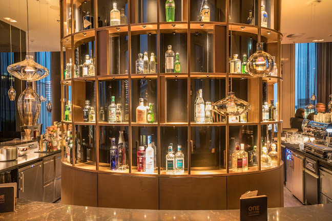 Opinii despre Rooftop One Bar Berlin-Upper West în Berlin - Gastronomie und Hotellerie