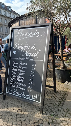 Refugio di Napoli - Gastronomie und Hotellerie