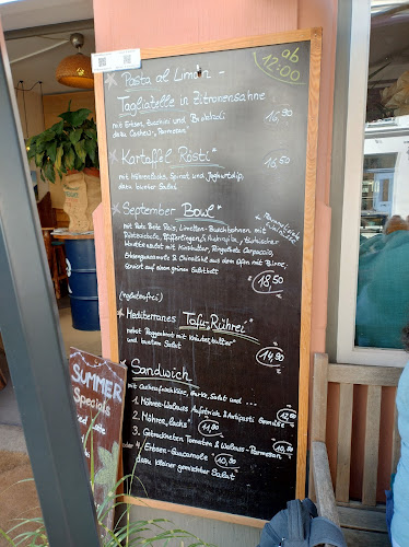 Opinii despre Café Marae - Kaffee & Zauberei în Lübeck - Gastronomie und Hotellerie