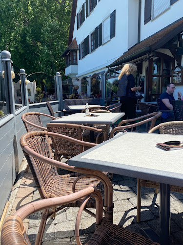 Opinii despre Cafézeit im Hecht Bad Waldsee direkt am See-Cafe Inh. Michaela Hecht în Bad Waldsee - Gastronomie und Hotellerie