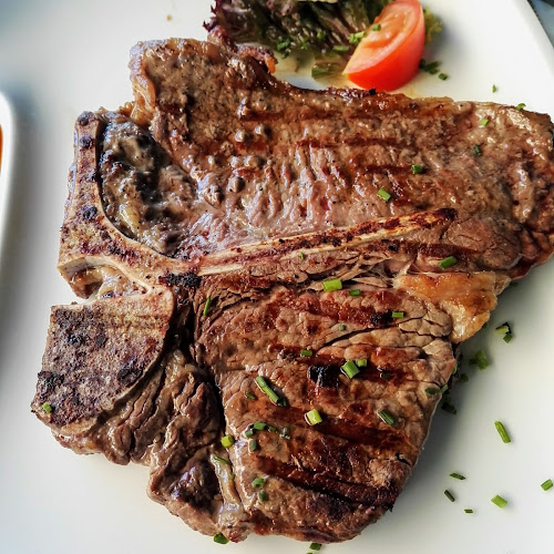 Opinii despre Zum Brünnstein în München - Gastronomie und Hotellerie