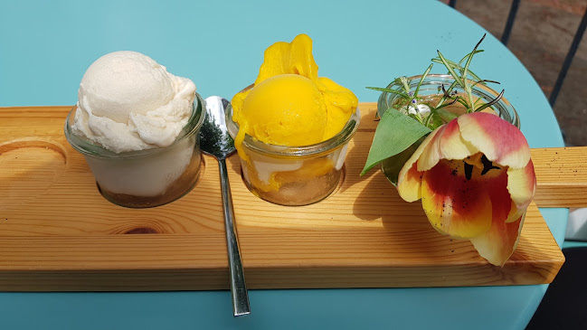 Comentarii opinii despre Förster Max Eisdiele & Café/Patisserie & Schokoladen