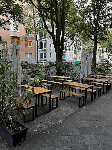 BIRDIE & CO. Deli · Café