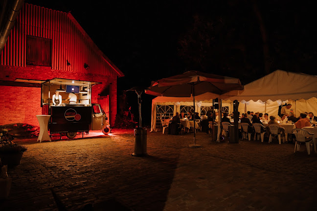 Comentarii opinii despre HOTCAR Foodtruck by Dennis Schramm