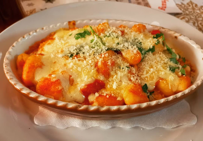 Dolce Vita Pizzeria - Gastronomie und Hotellerie