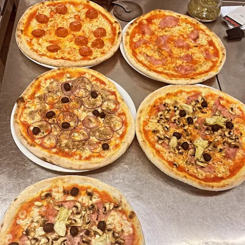 Comentarii opinii despre Fanfarenschänke - Ristorante Pizzeria La Fontana