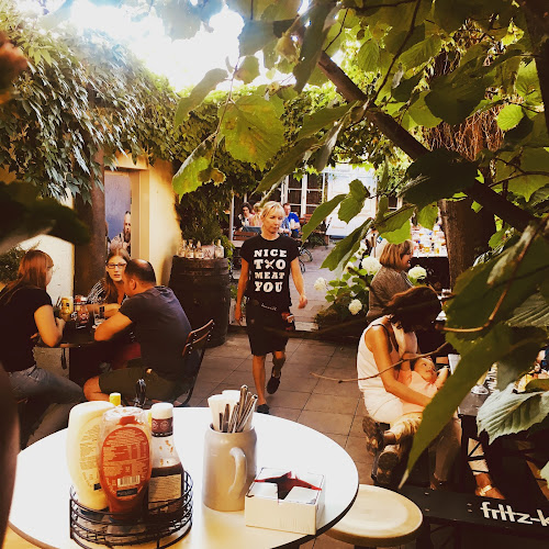 BOTTLES‘N‘BURGERS - Fürstenfeldbruck