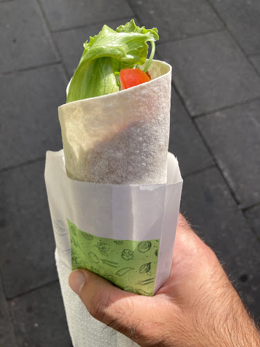 Opinii despre Veganland Çigköfte în Bonn - Gastronomie und Hotellerie