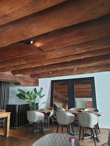 Comentarii opinii despre High Thai, Authentic Thai Cuisine