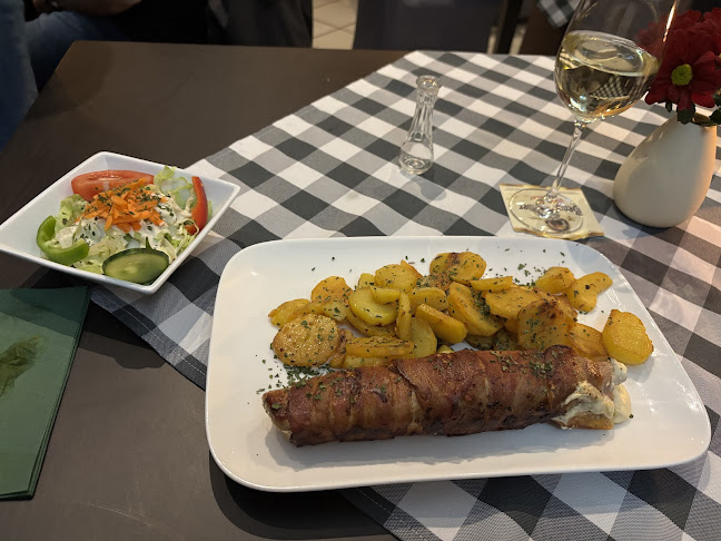 Die Bootshaus-Gaststätte - Wiesbaden