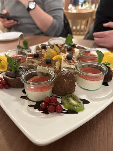 Lilienthalpl. 4, 38108 Braunschweig