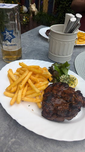 Zum Stadtkrug: Steakhaus, Barbeque & Grill Restaurant mit Hotel