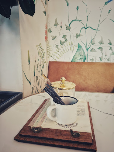 Adam-Kuckhoff-Straße 30, 06108 Halle (Saale)