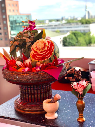 Comentarii opinii despre Thai-Restaurant "Samui" Catering Kochkurse Duisburg