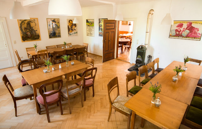 Krone Alt-Hoheneck - Das Gasthaus mit Festsaal am Neckar