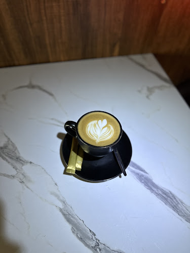 Opinii despre V Sportsbar în Leonberg - Gastronomie und Hotellerie