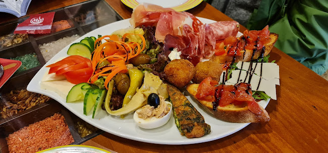 b. den Kornschrannen 2, 86720 Nördlingen