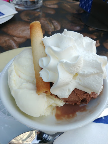 Cafe Riese Köln - Gastronomie und Hotellerie