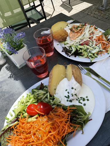 Salatbar und mehr NEUER BESITZER - Gastronomie und Hotellerie