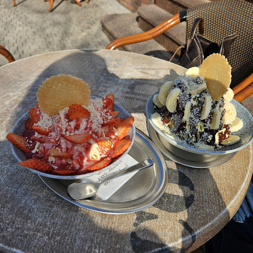 Opinii despre Eiscafé Dolce Vita în Bad Soden am Taunus - Gastronomie und Hotellerie
