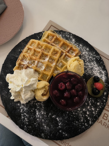 Opinii despre Café & Bistro Am Markt în Heide - Gastronomie und Hotellerie